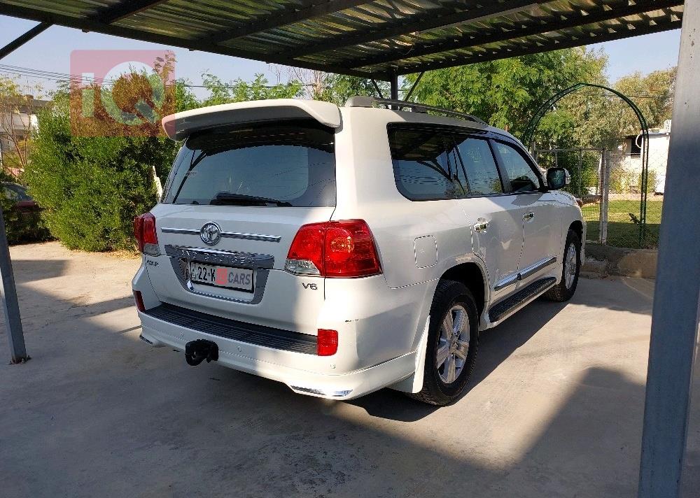 تويوتا لاندكروزر